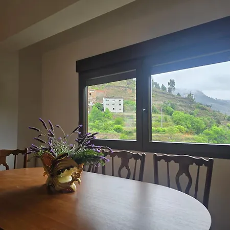 Casa Bajo Castillo شقة Montan
